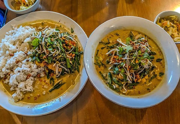 Delicious and cheap food from the Melting Wok Warung in Ubud