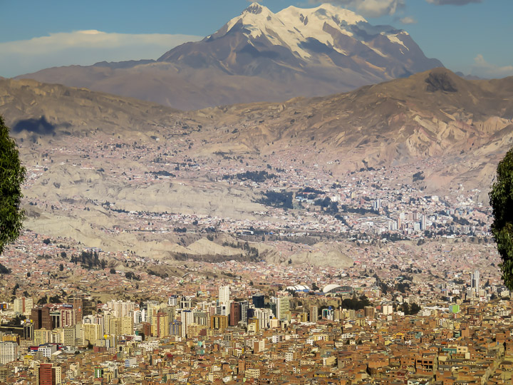 La Paz is a sprawling city gradually climbing the surrounding mountains