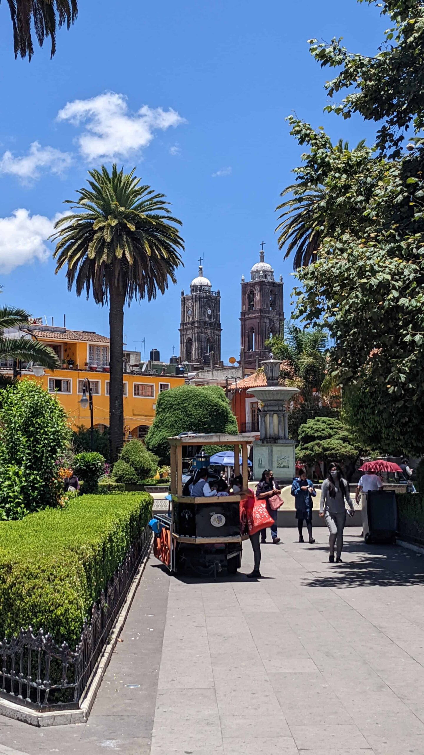 Tlatlauquitepec zocalo food vendor