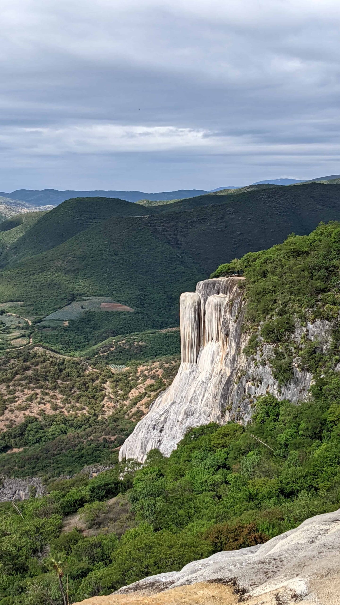 Hierve el Agua view from the pools