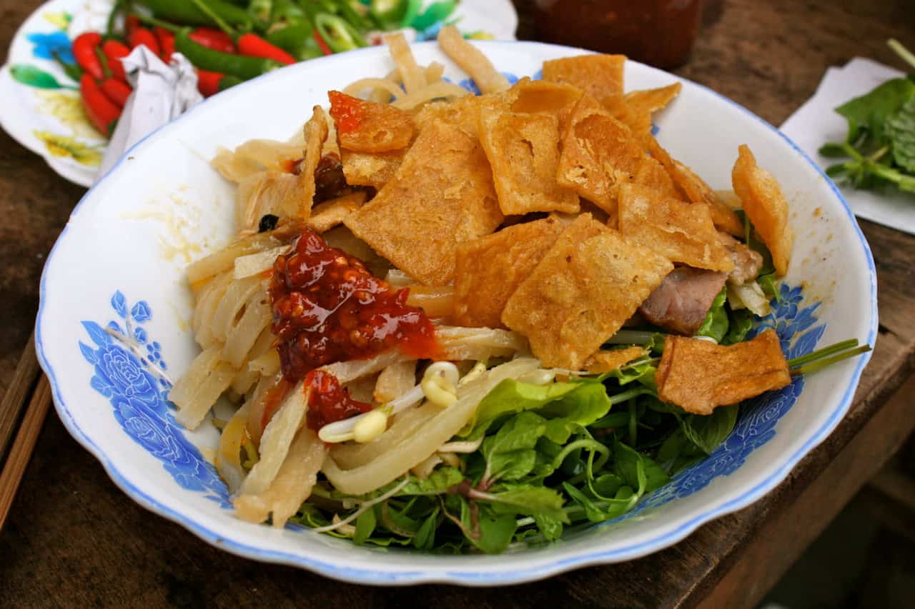 cao lau is a traditional dish from Hoi An in Vietnam